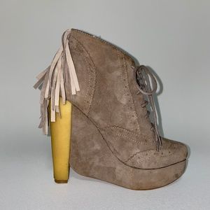 PLOMO Leather Platform Heels